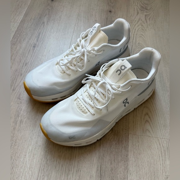 On Cloud Women's Cloudnova Form 2. Size 11 US. White | Ivory. - Picture 2 of 6